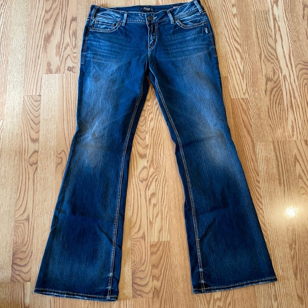 Silver Suki jeans Size 34x35